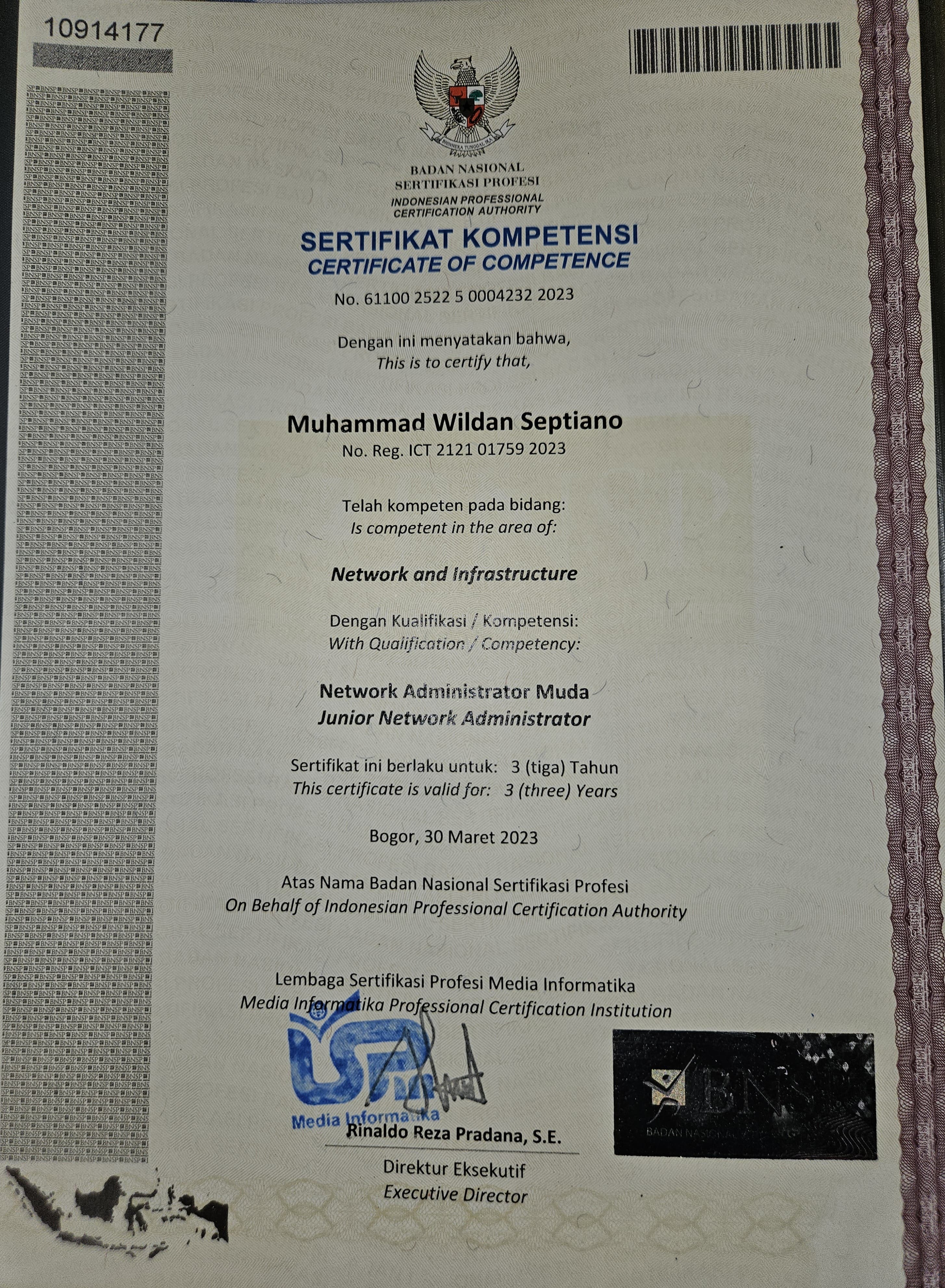 Sertifikat LSP Junior Network
                  Administrator